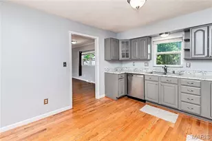 135 Holdinghausen Dr, Crystal City, MO 63019 - Photo 11