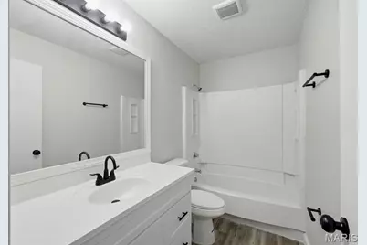 1361 Summergate Parkway, Saint Charles, MO 63303 - Photo 23