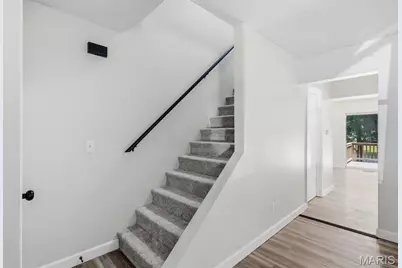 1361 Summergate Parkway, Saint Charles, MO 63303 - Photo 9