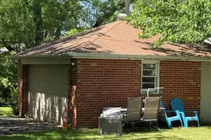 185 De Smet Dr, Florissant, MO 63031 - Photo 3