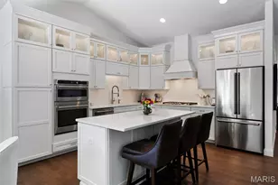 827 Summit Bluff Ct, Saint Louis, MO 63026 - Photo 11