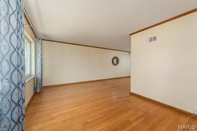 6633 Weber Road, Affton, MO 63123 - Photo 9