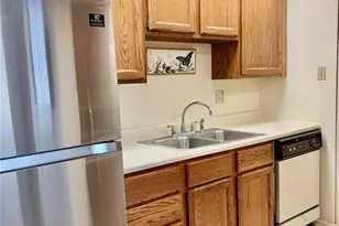 5375 N Kenrick Parke Dr, Saint Louis, MO 63119 - Photo 9