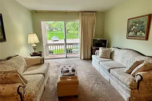 5375 N Kenrick Parke Dr, Saint Louis, MO 63119 - Photo 7