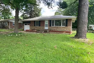 9616 Durham Dr, Riverview, MO 63137 - Photo 1