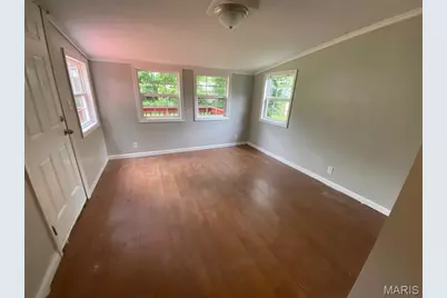 9616 Durham Drive, Riverview, MO 63137 - Photo 7