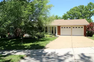 11727 Summerhaven Dr, Saint Louis, MO 63146 - Photo 1