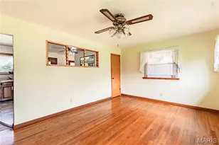 28 Doris Ave, O'Fallon, MO 63368 - Photo 5