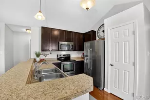 3148 Bent Water Pl, Saint Charles, MO 63301 - Photo 9