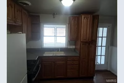 3100 Canfield Drive, Ferguson, MO 63136 - Photo 7