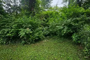10212 Duke Dr, Saint Louis, MO 63136 - Photo 25