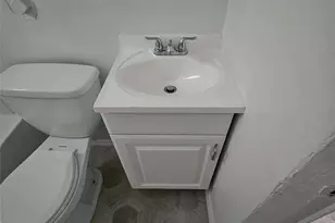 10212 Duke Dr, Saint Louis, MO 63136 - Photo 13