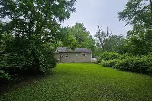 10212 Duke Dr, Saint Louis, MO 63136 - Photo 25