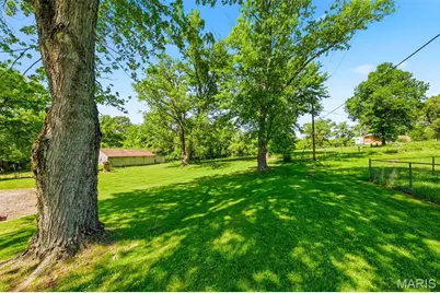13579 Old Jamestown Road, Black Jack, MO 63033 - Photo 35