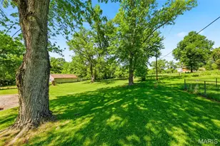 13579 Old Jamestown Rd, Black Jack, MO 63033 - Photo 35