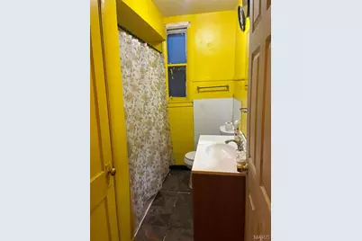 5645 Terry Avenue, Saint Louis, MO 63120 - Photo 11
