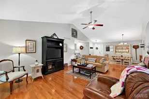 1013 Roosevelt Dr, Wentzville, MO 63385 - Photo 13