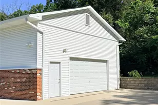 1721 Vandover Rd, Fenton, MO 63026 - Photo 3