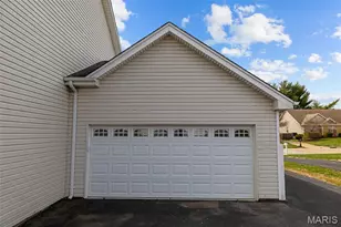 230 Fox Ridge Dr, Saint Charles, MO 63303 - Photo 7