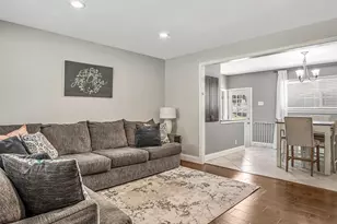 4226 Aqua Ridge Dr, Saint Louis, MO 63129 - Photo 5