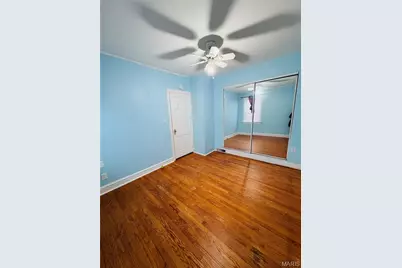 8751 Bridgeport Avenue, Brentwood, MO 63144 - Photo 9