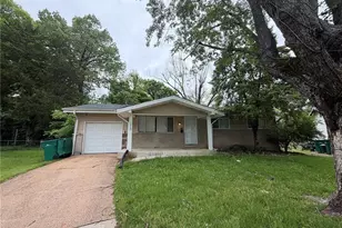 10460 Gardo Ct, Bellefontaine Neighbors, MO 63137 - Photo 1
