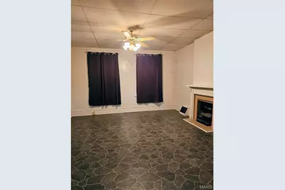 6104 Idaho Avenue, Saint Louis, MO 63111 - Photo 1