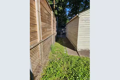 6104 Idaho Avenue, Saint Louis, MO 63111 - Photo 35