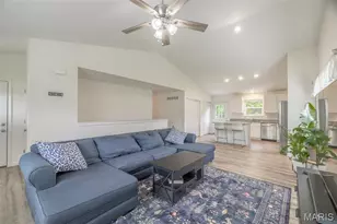 21 Cuivre River Dr, Troy, MO 63379 - Photo 3