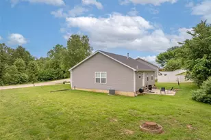 21 Cuivre River Dr, Troy, MO 63379 - Photo 17