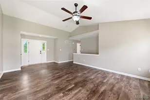 313 Mahalo Dr, Moscow Mills, MO 63362 - Photo 15