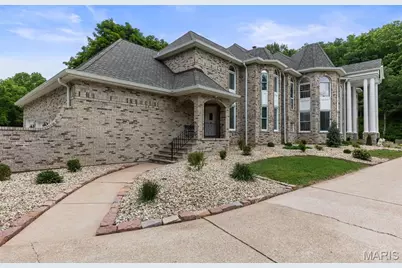 19348 Deer Pointe Estates Drive, Wildwood, MO 63038 - Photo 9