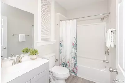 5418 Virginia Avenue, Saint Louis, MO 63111 - Photo 13