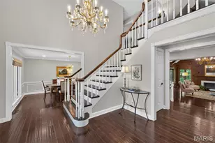139 Ladue Lake Dr, Creve Coeur, MO 63141 - Photo 3