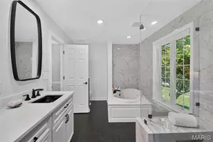 139 Ladue Lake Dr, Creve Coeur, MO 63141 - Photo 19