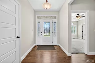 320 Regents Park Ave, Wentzville, MO 63385 - Photo 5