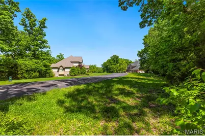 24 Grand Meridien Forest, Wildwood, MO 63005 - Photo 5