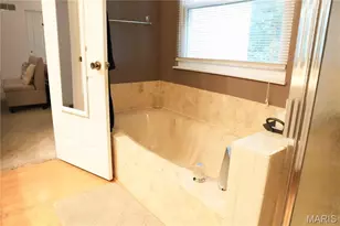 1118 Riverwood Pl Dr, Saint Louis, MO 63031 - Photo 29