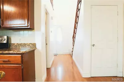 1118 Riverwood Place Drive, Saint Louis, MO 63031 - Photo 3