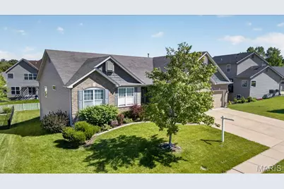 202 Andrea Lynne Drive, Wentzville, MO 63385 - Photo 3