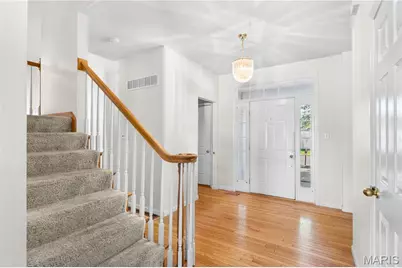 927 Wellesley Place Drive, Chesterfield, MO 63017 - Photo 7