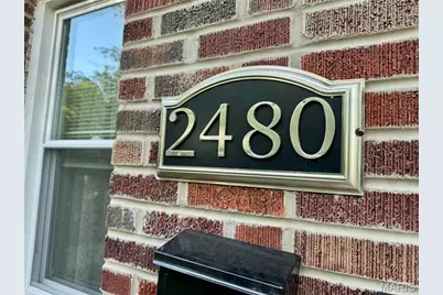 2480 Hartland Avenue, Saint Louis, MO 63114 - Photo 3