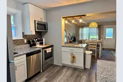 2480 Hartland Avenue, Saint Louis, MO 63114 - Photo 17