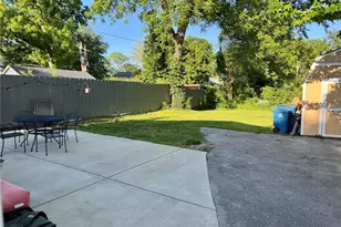 2480 Hartland Ave, Saint Louis, MO 63114 - Photo 39