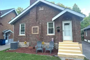 2480 Hartland Ave, Saint Louis, MO 63114 - Photo 1