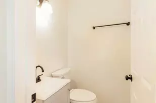 9807 Eastdell Dr, Saint Louis, MO 63136 - Photo 9