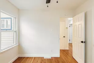 9807 Eastdell Dr, Saint Louis, MO 63136 - Photo 3