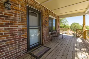 6049 Betty Ln, French Village, MO 63036 - Photo 5