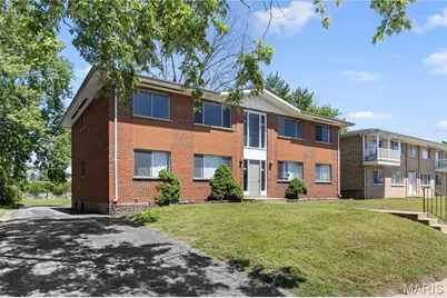 761 Thompson Drive, Florissant, MO 63031 - Photo 1