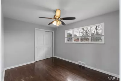 6064 W Cabanne Place, Saint Louis, MO 63112 - Photo 23
